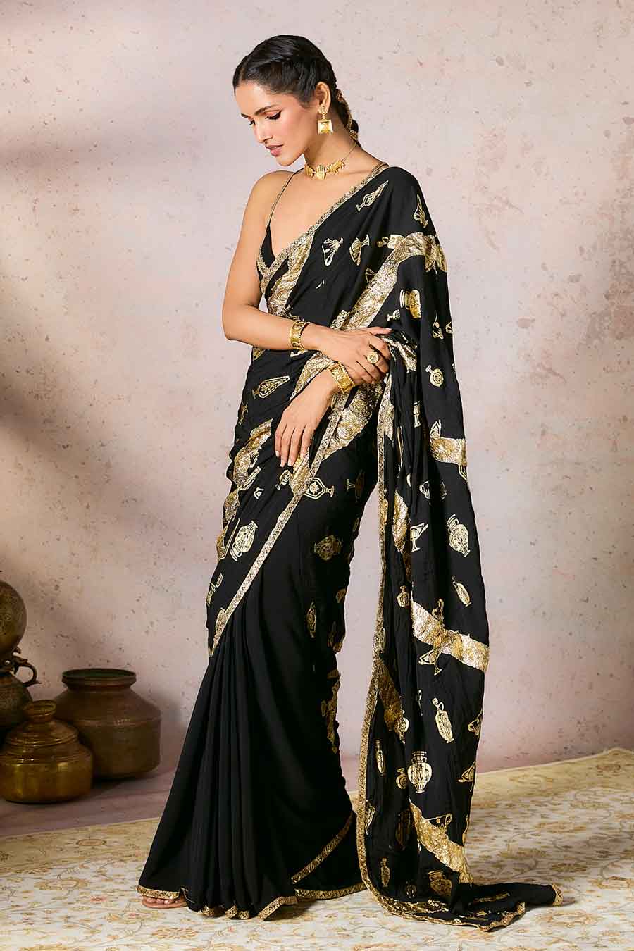 Black Potters Touch Printed Saree With Blouse Piece