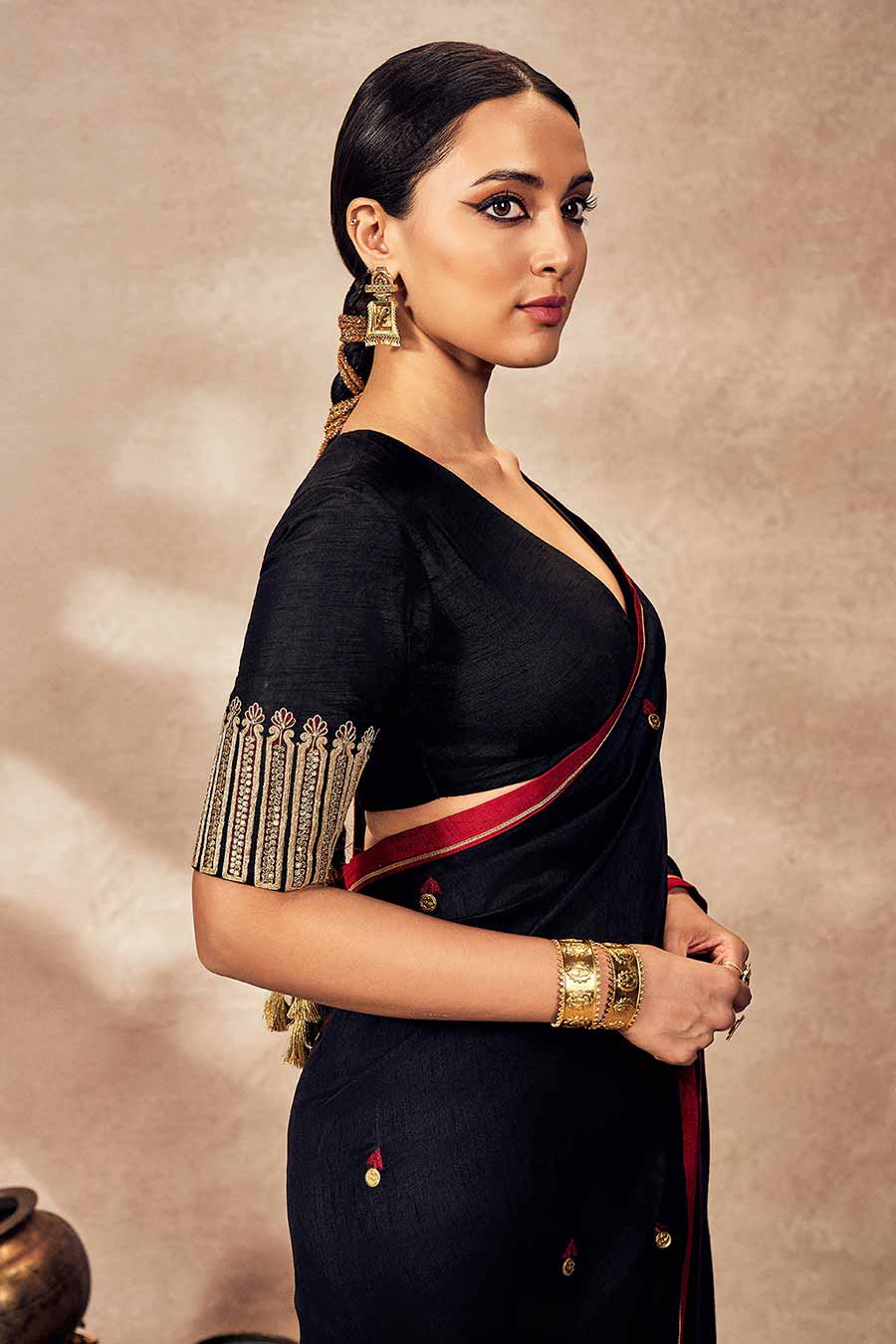 Black Coin Embellished Saree With Blouse Piece