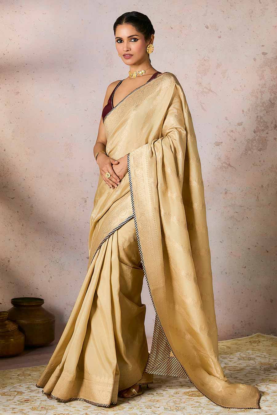 Beige Jacquard Saree With Blouse Piece
