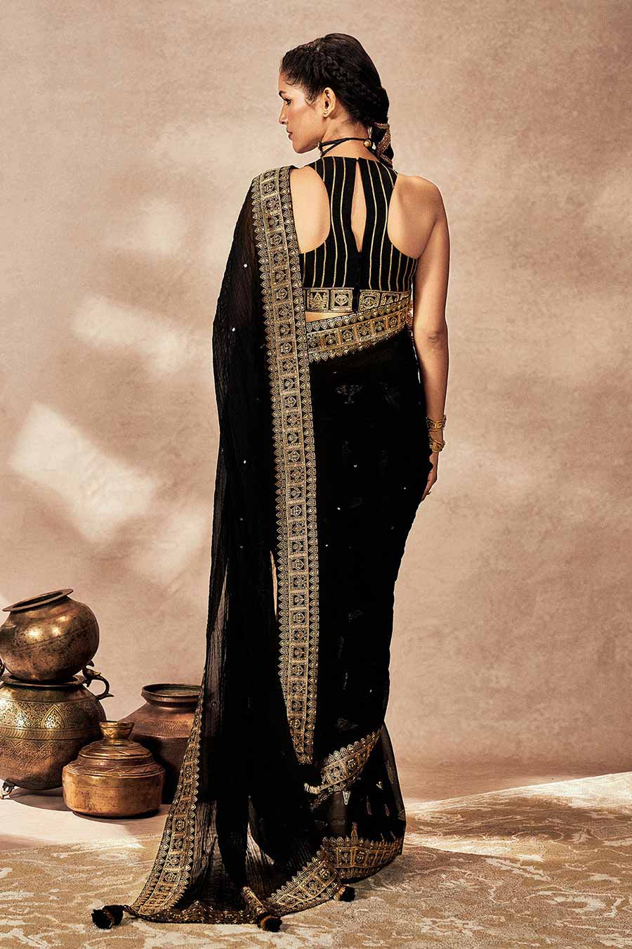 Black Potters Touch Crushed Saree With Blouse Piece
