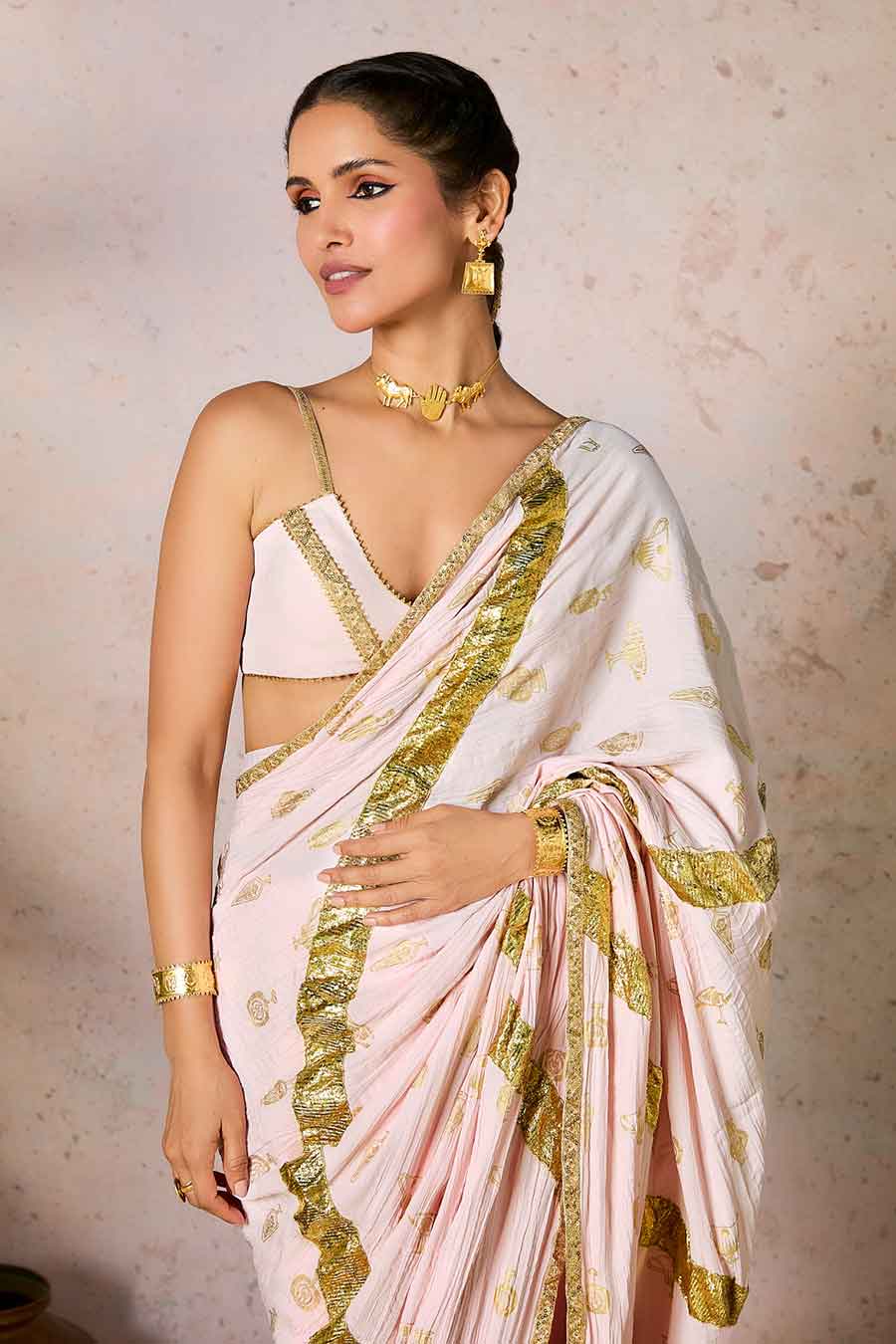 Baby Pink Potters Touch Printed Saree With Blouse Piece