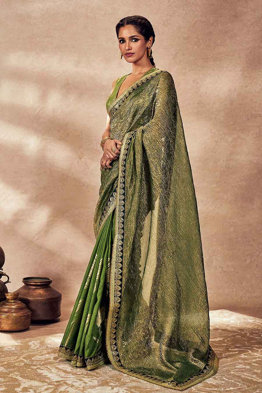 Green Palm Blooms Printed Saree With Blouse Piece