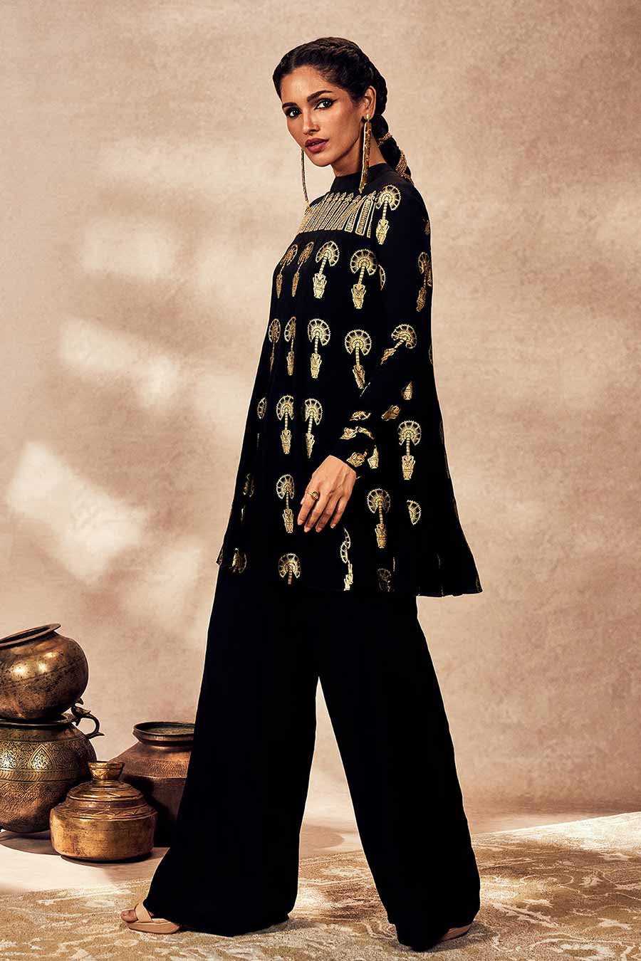 Black Traveller's Palm Printed Tunic & Pant Set