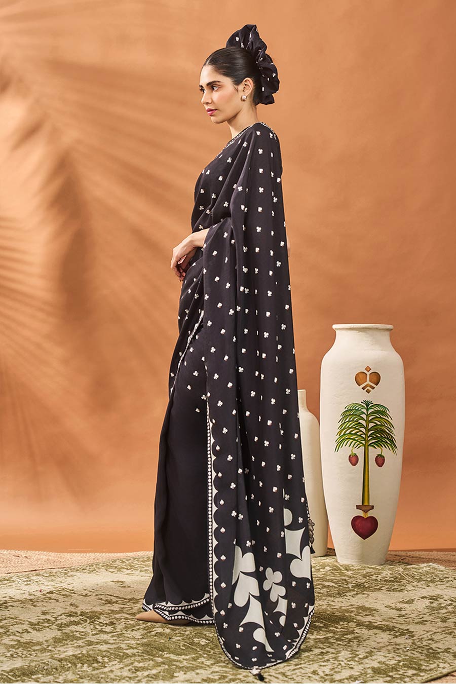 Black All Fours Saree With Blouse Piece