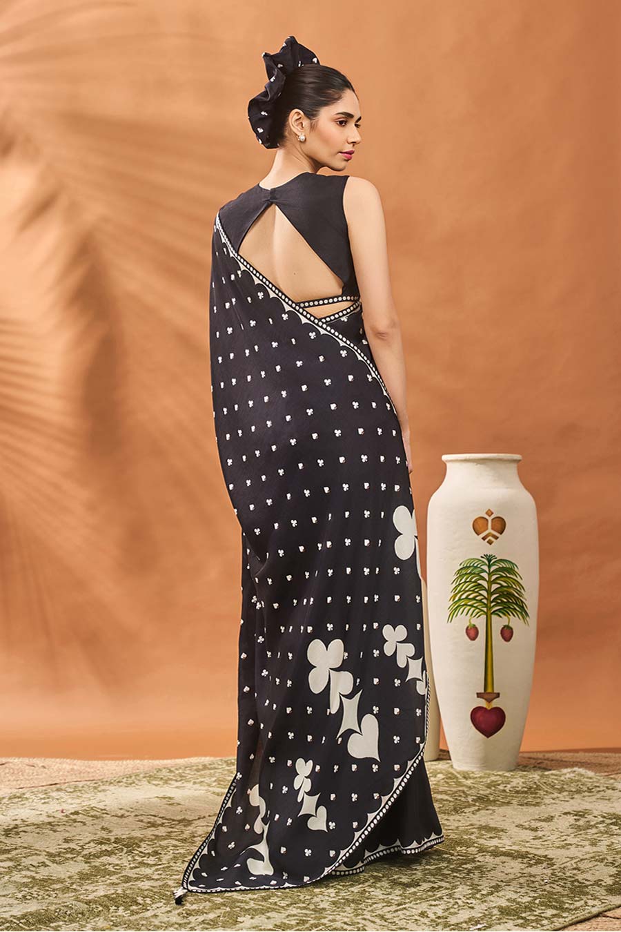 Black All Fours Saree With Blouse Piece