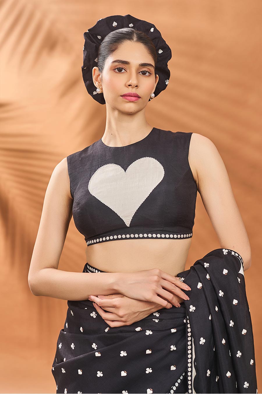 Black All Fours Saree With Blouse Piece