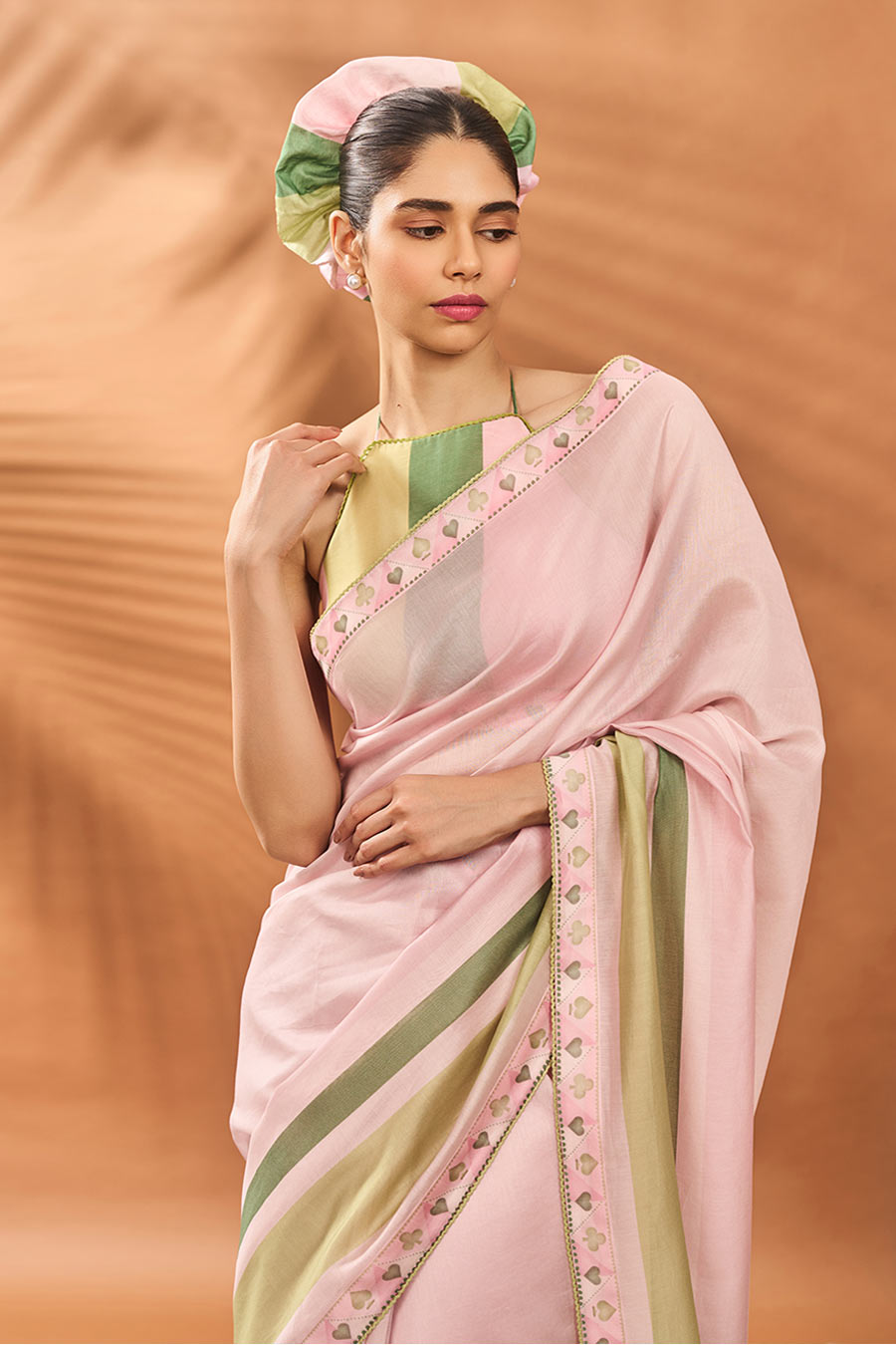 Pink Blooming Board Saree With Blouse Piece