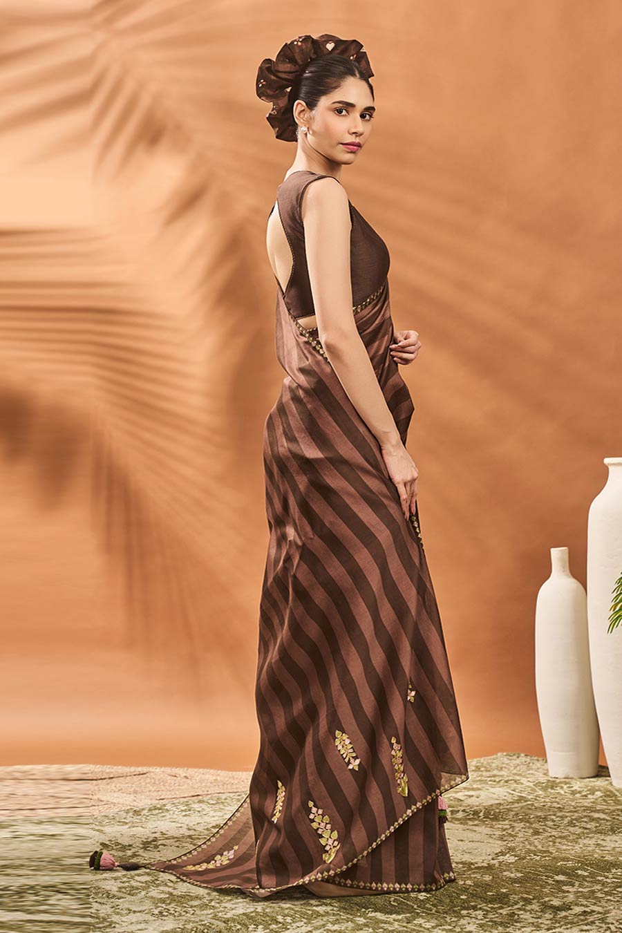 Brown Mocha Mosaic Saree With Blouse Piece
