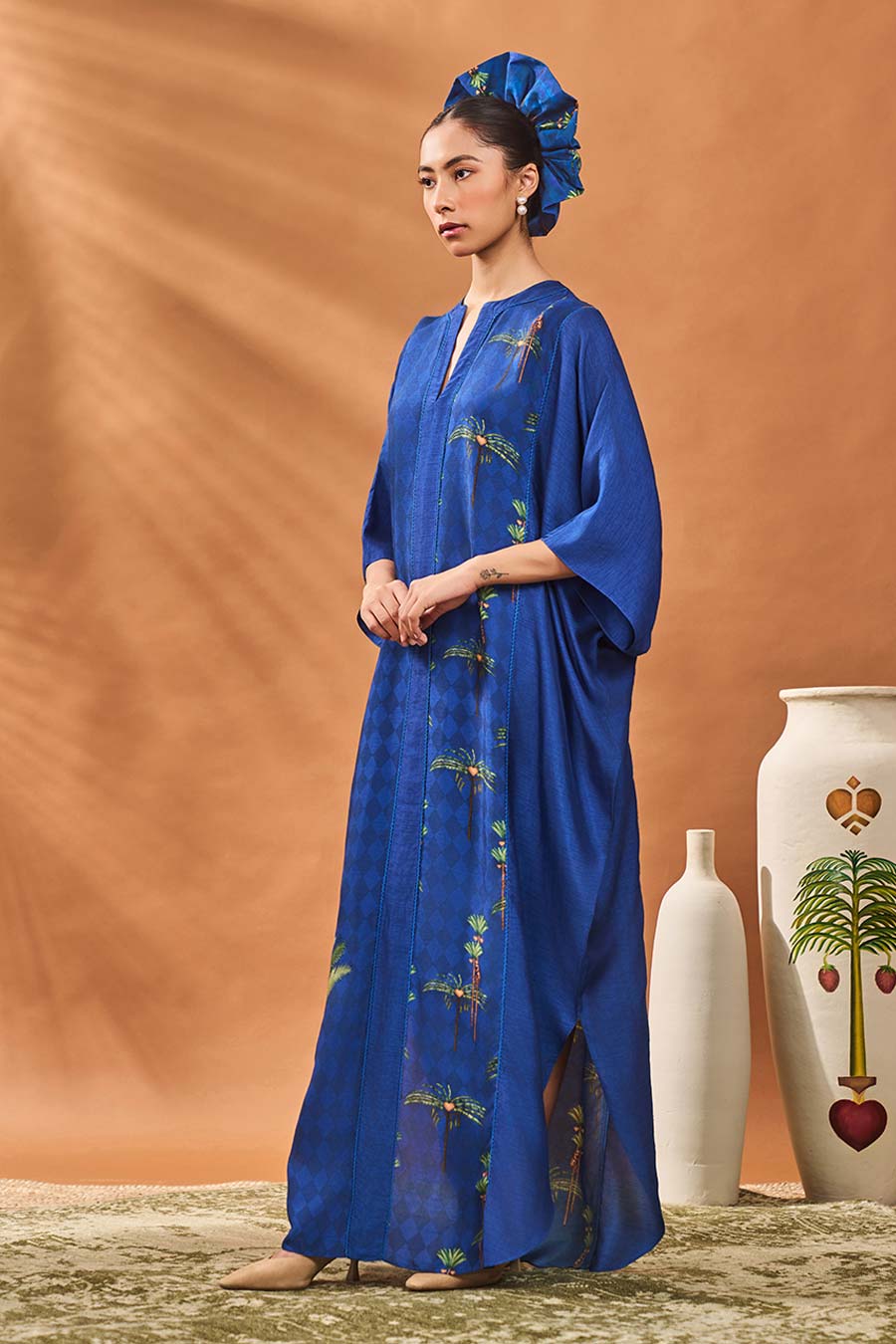 Navy Blue Blooming Board Kaftan