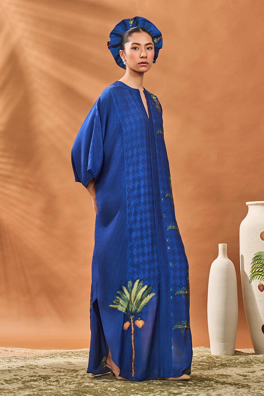 Navy Blue Blooming Board Kaftan