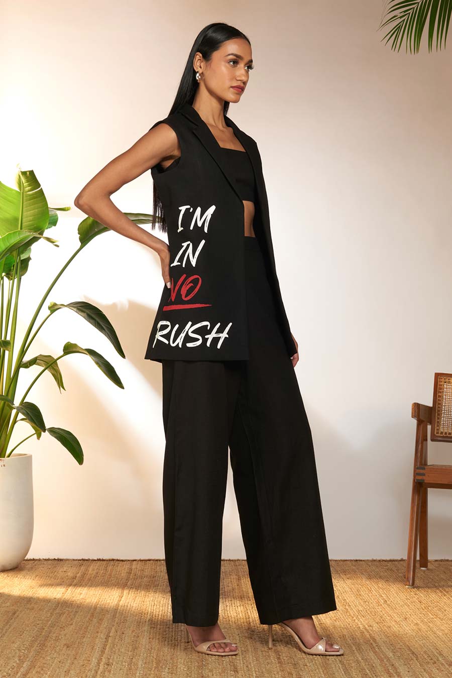 Black "I'M IN NO RUSH" Slogan Blazer