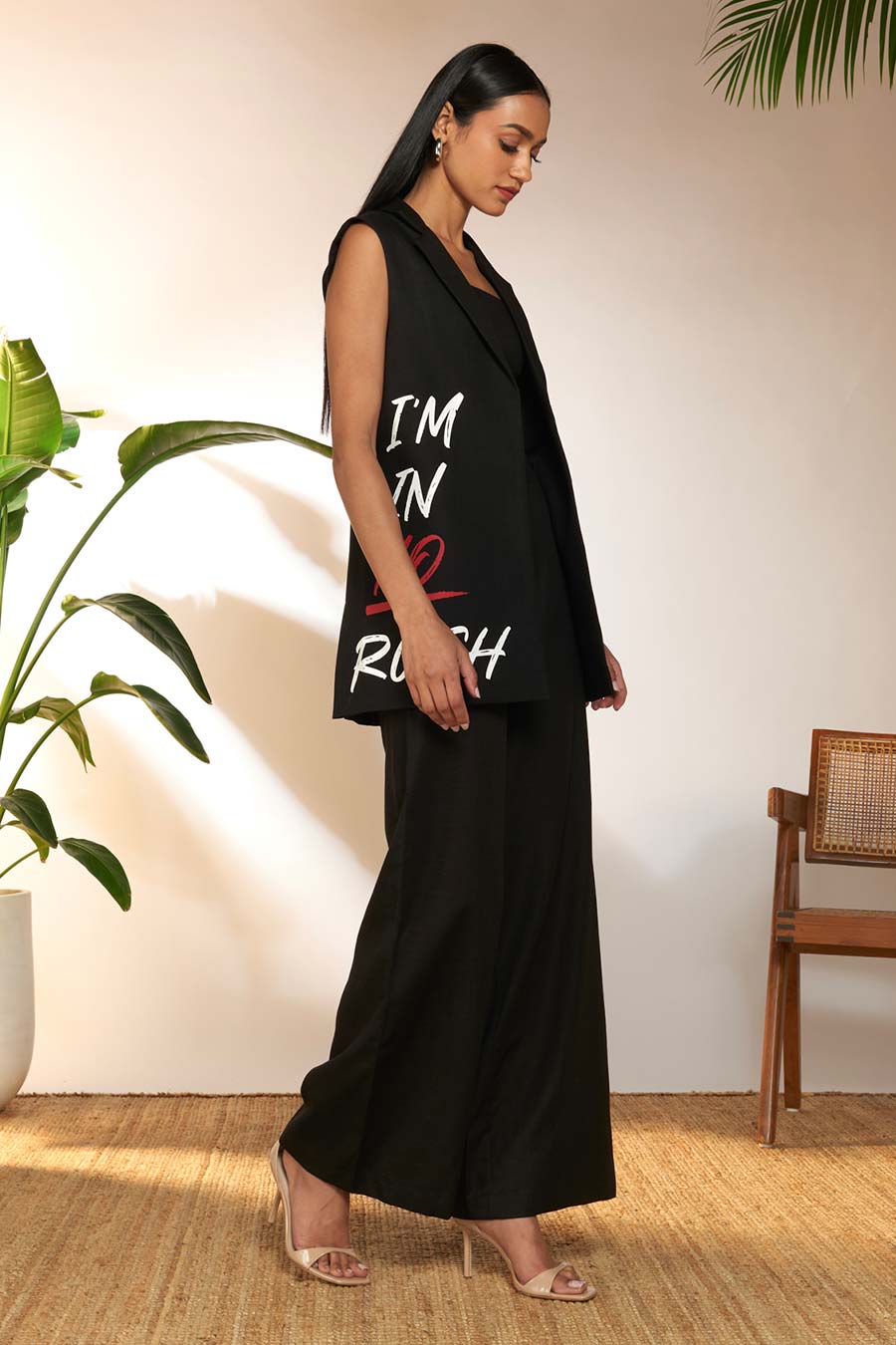 Black "I'M IN NO RUSH" Slogan Blazer