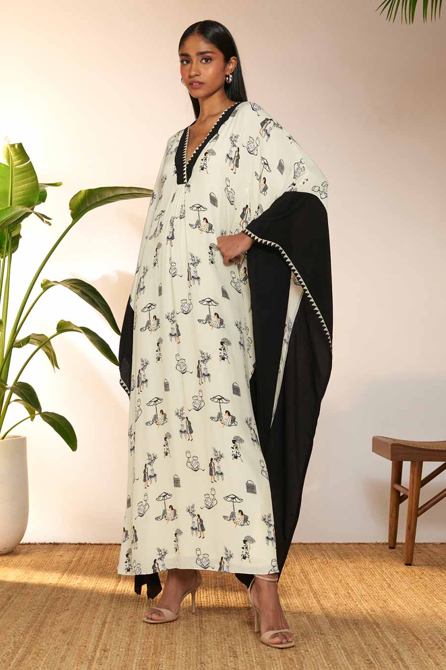 Ivory & Black Contrast Printed Kaftan