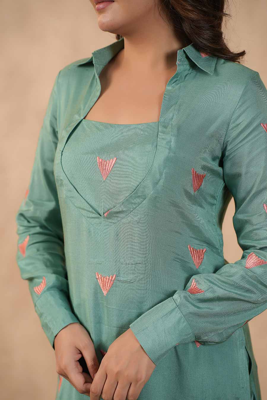 Green Embroidered Tunic & Pant Set