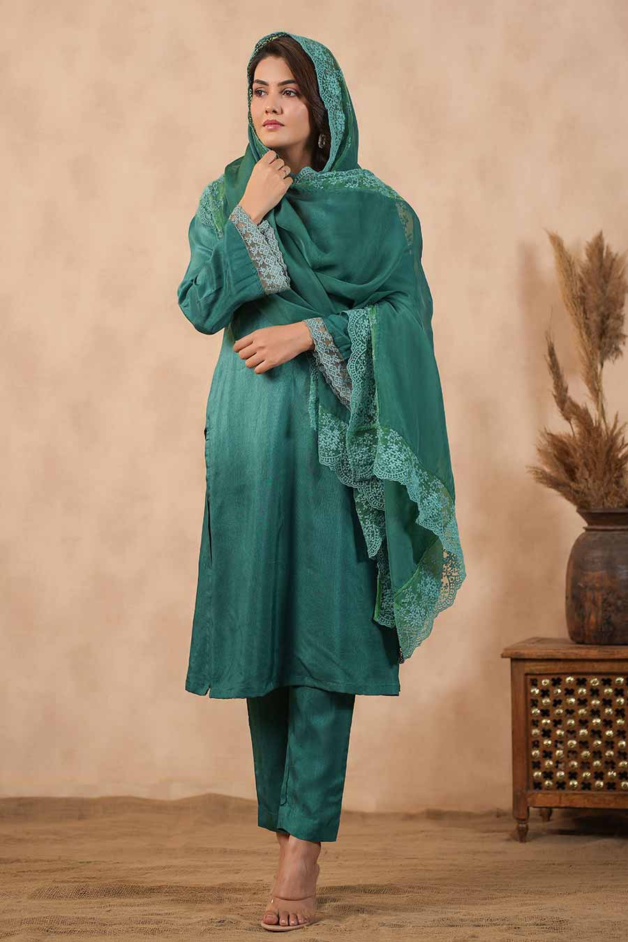 Green Embellished Ombre Kurta Set