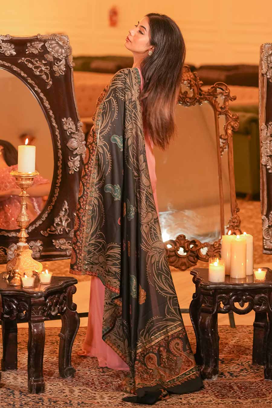 Black Paisley Fine Wool Shawl