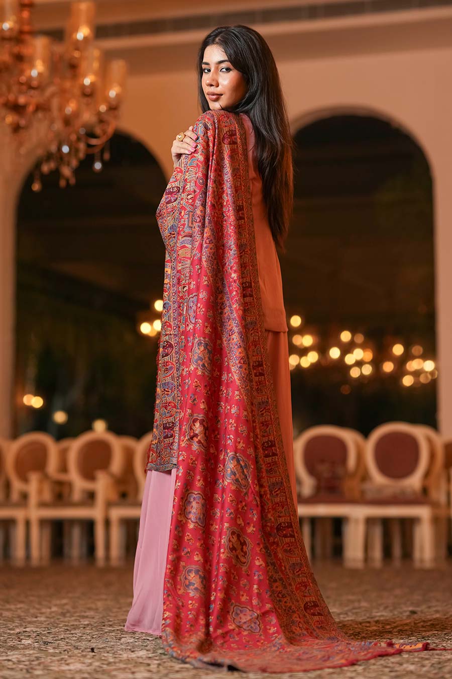 Red Mughal Figures Luxury Fine Wool Shawl