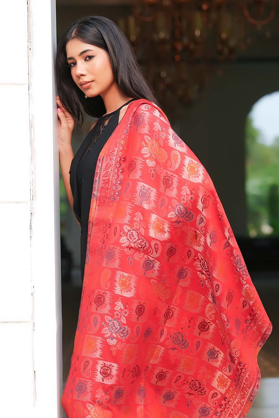 Red Metallic Zari Ethnic Weave Fine Wool Stole