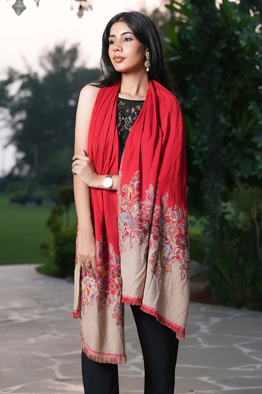 Red Contrast Floral Border Fine Wool Stole
