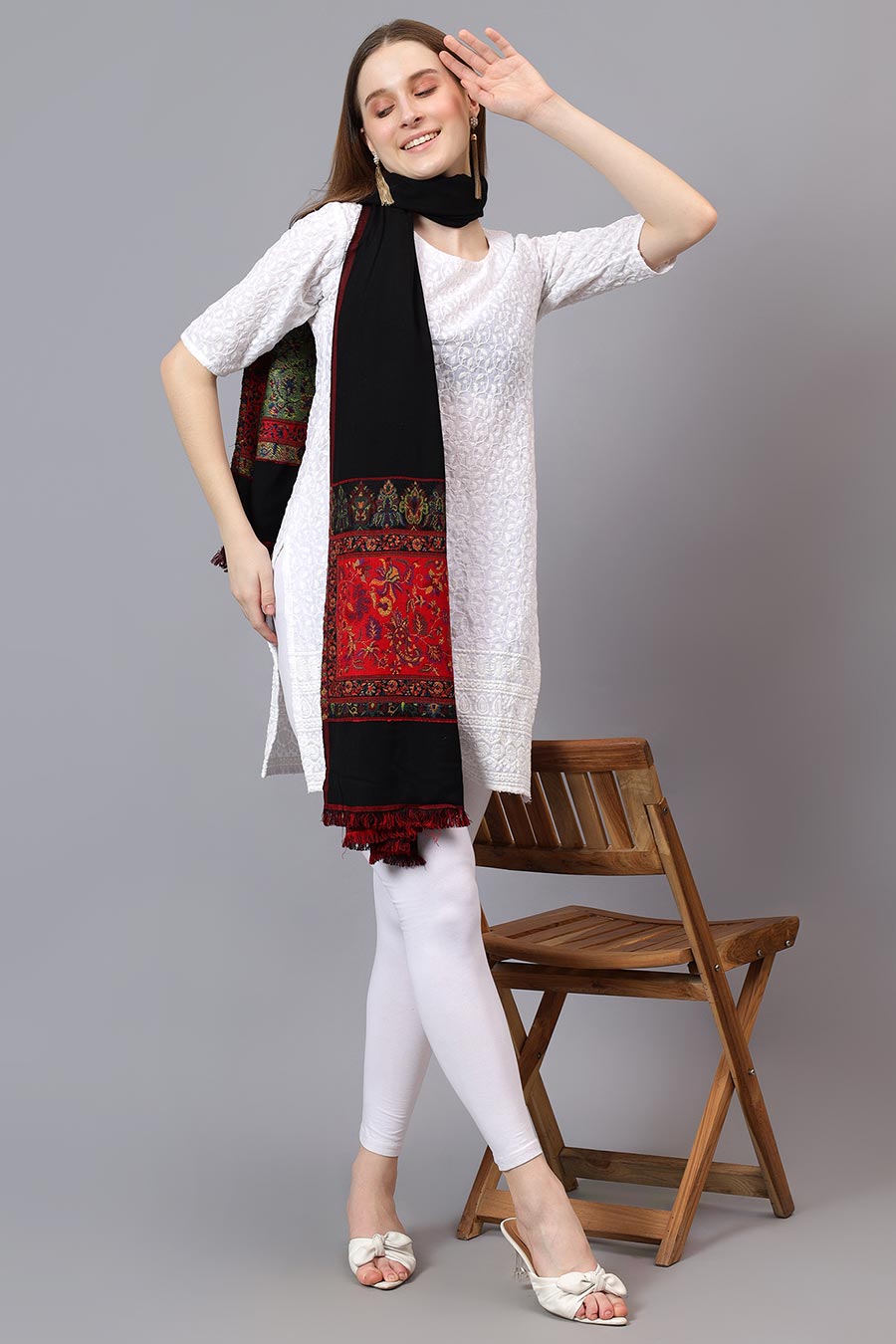 Black Contrast Border Fine Wool Stole