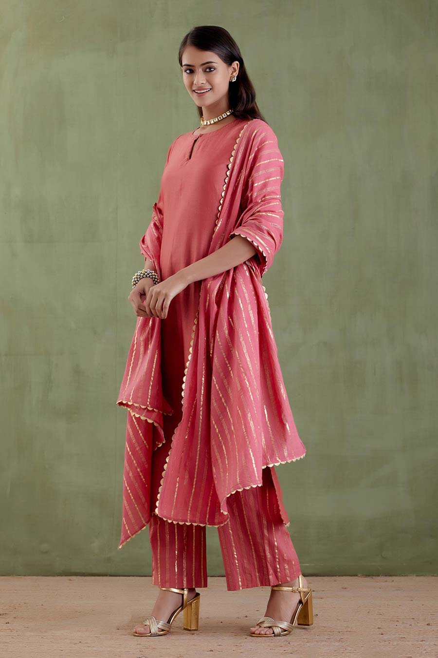 Durgavati Peach Kurta Set