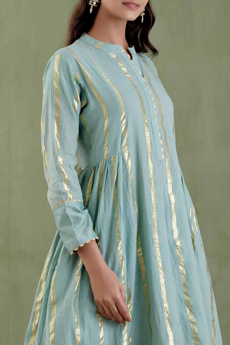 Akka Devi Blue Kurta Set