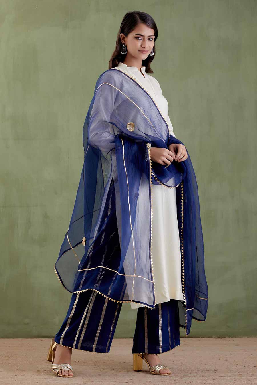 Kashibai Off-White & Blue Kurta Set