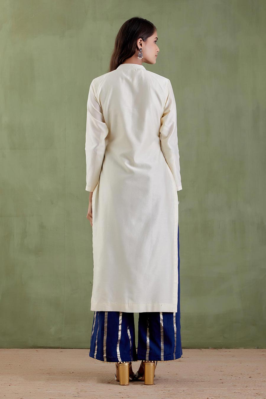 Kashibai Off-White & Blue Kurta Set