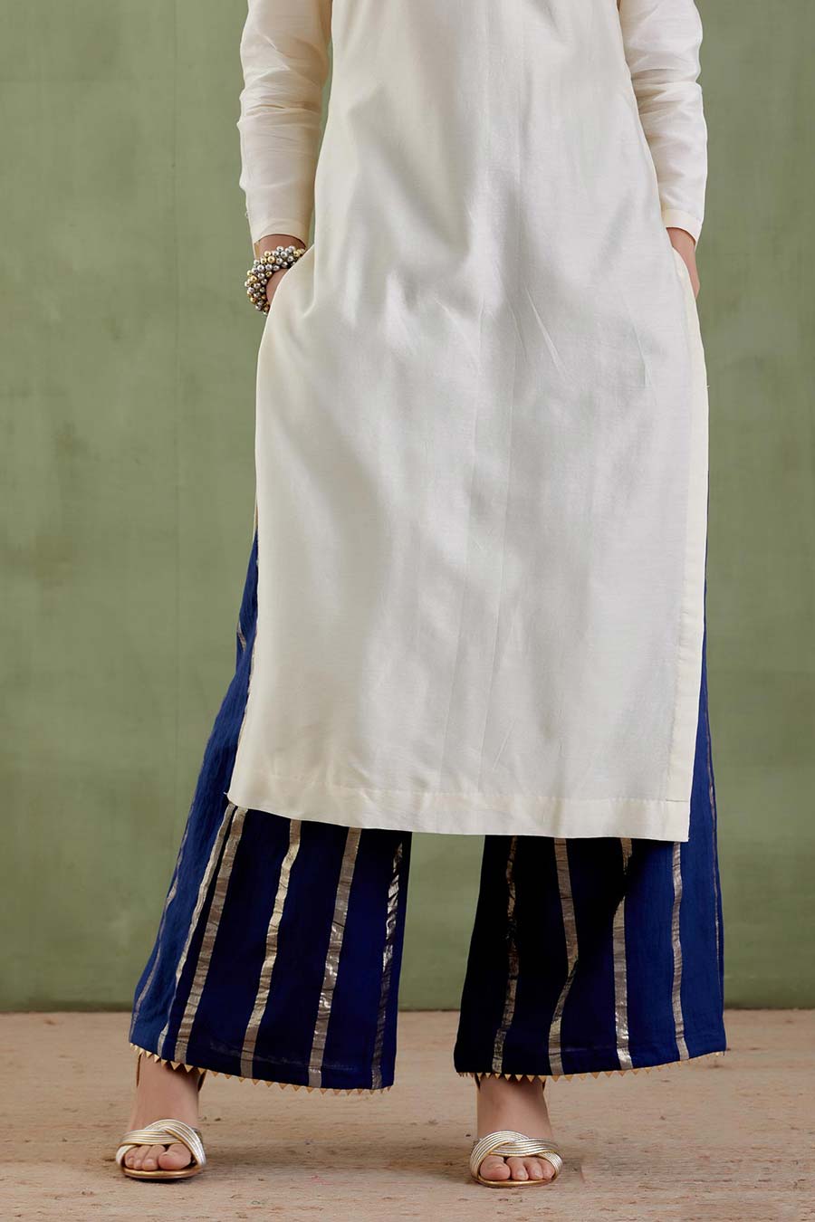 Kashibai Off-White & Blue Kurta Set