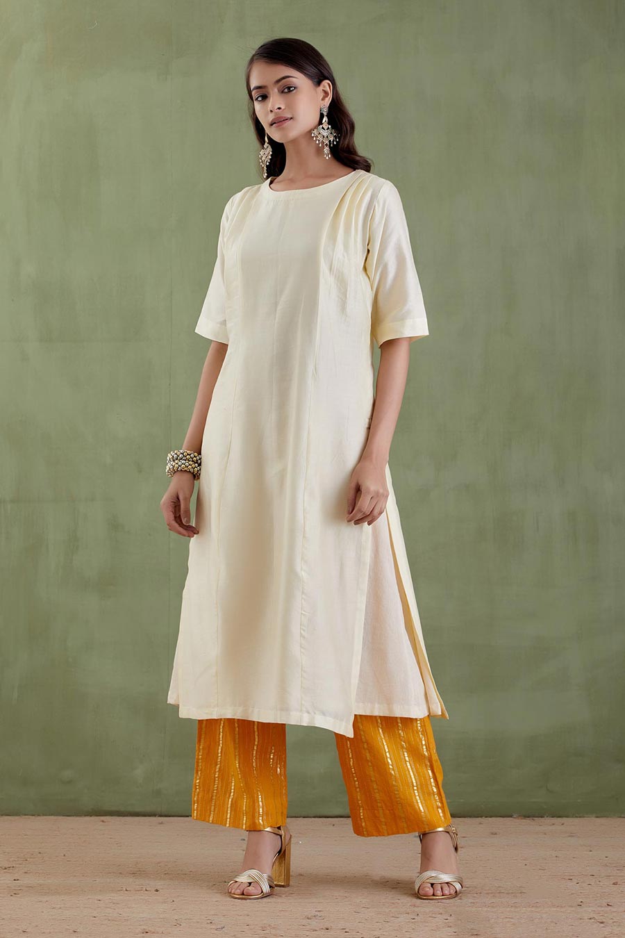 Suniti Devi Off-White & Yellow Kurta Set