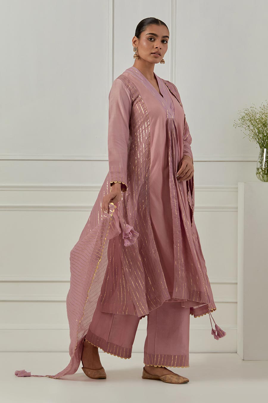Sudhira Devi Purple Chanderi Lurex Kurta Set