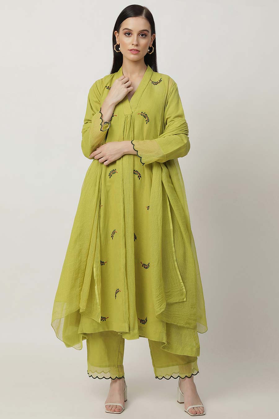 Tracey Embroidered Kurta Set