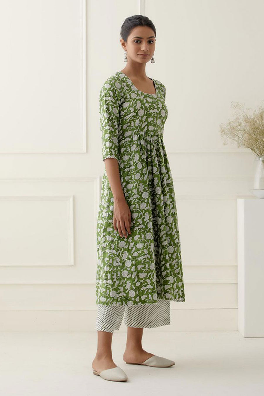 Green & White Kira Printed Kurta Set