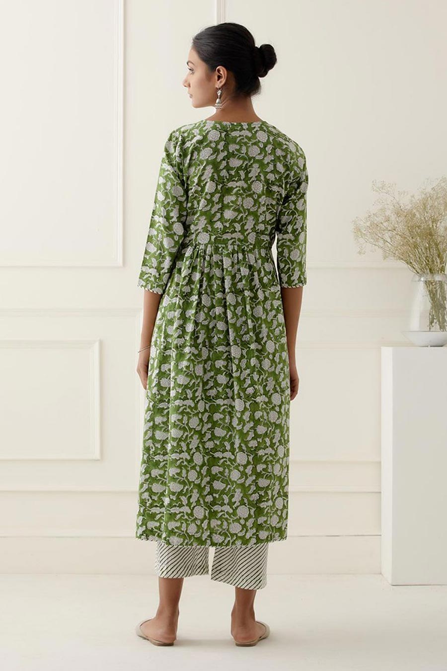 Green & White Kira Printed Kurta Set