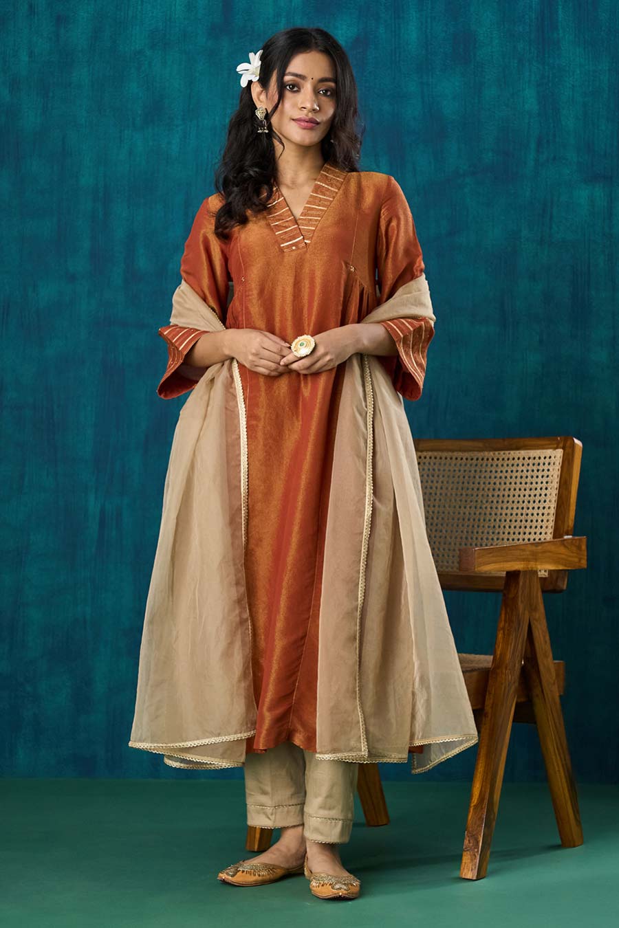 Beige Gold Lace Detailing Dupatta