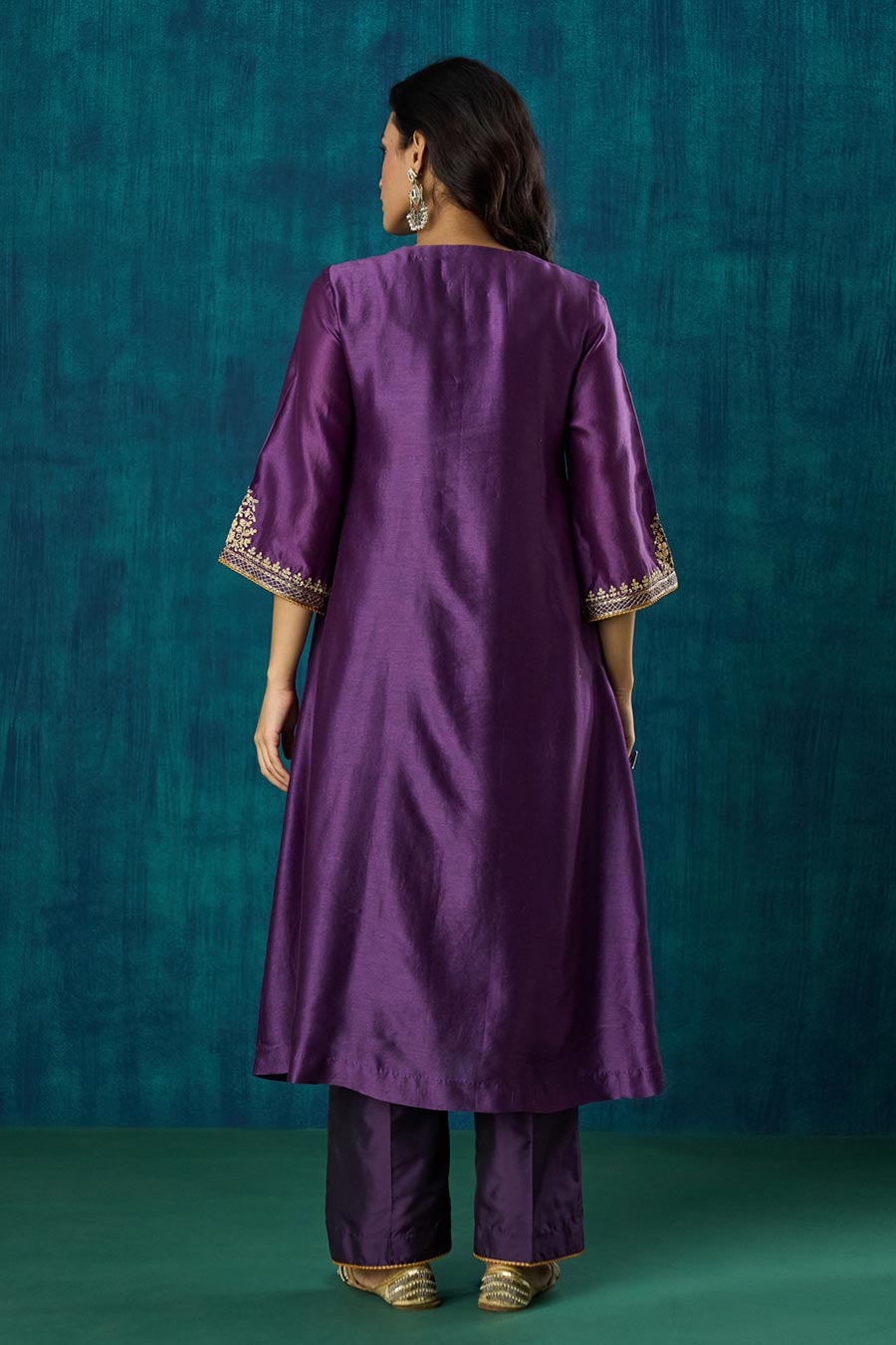 Purple Embroidered Shobhita Kurta Set