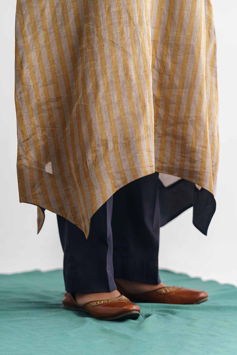 Grey & Gold Stripe Handwoven Kurta With Pant Set (Set of 2)