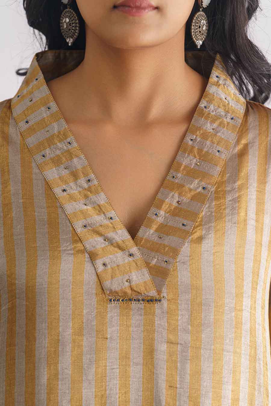 Grey & Gold Stripe Handwoven Kurta With Slip