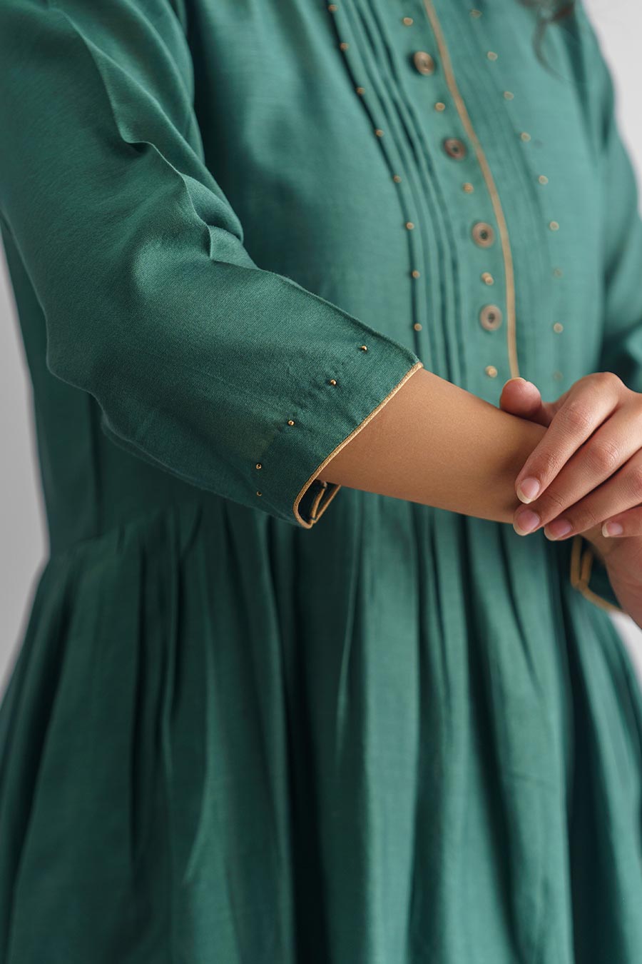 Bottle Green Bead & Sequins Embroidered Kurta With Slip