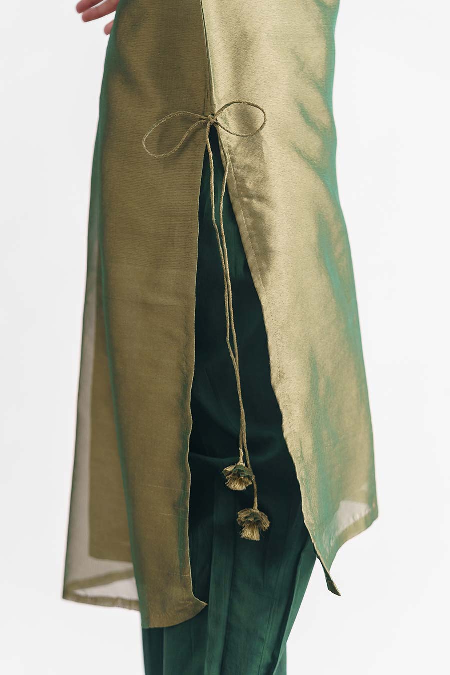 Green Sequins Embroidered Kurta Set (Set of 3)