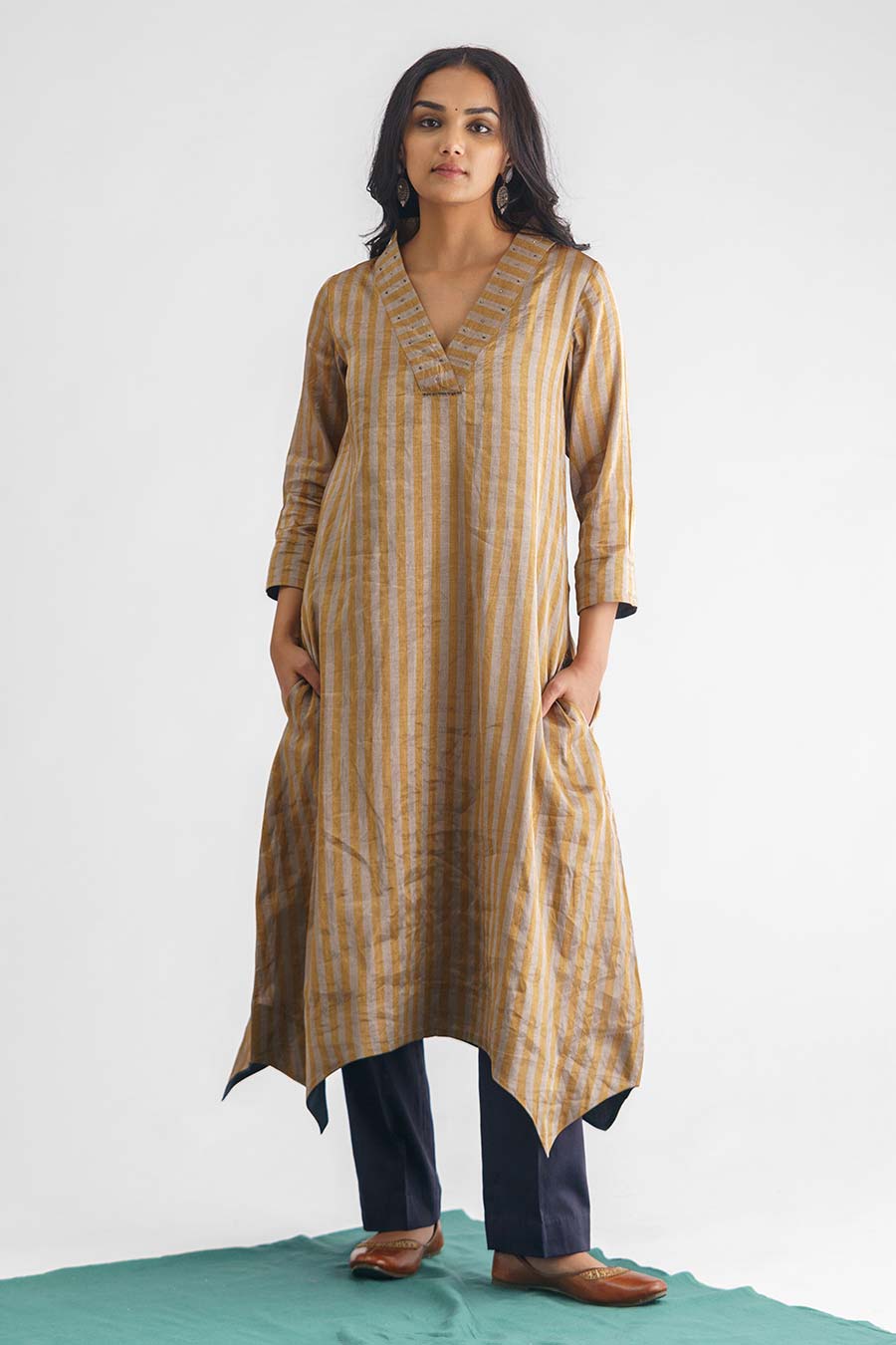 Grey & Gold Stripe Handwoven Kurta Set (Set of 3)