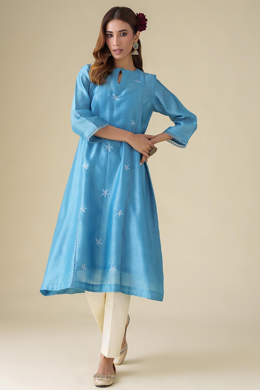 Blue Floral-Embroidered Kurta & Pant Set (Set of 2)