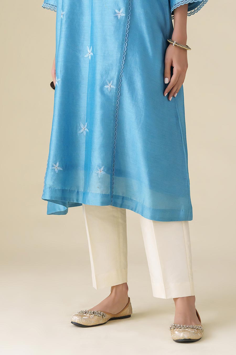 Blue Floral-Embroidered Kurta & Pant Set (Set of 2)