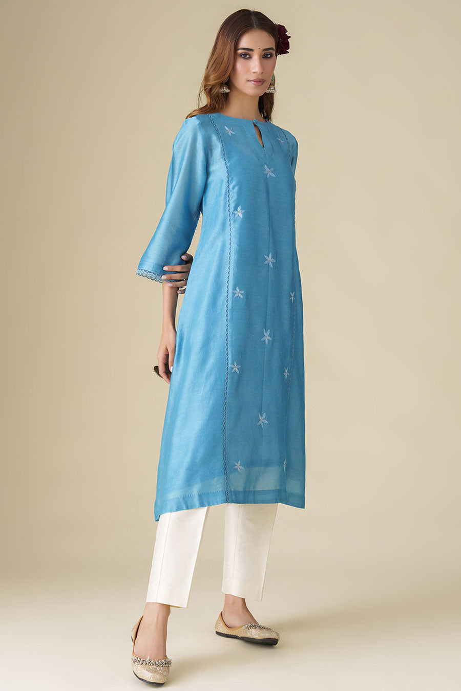 Blue Floral-Embroidered Kurta