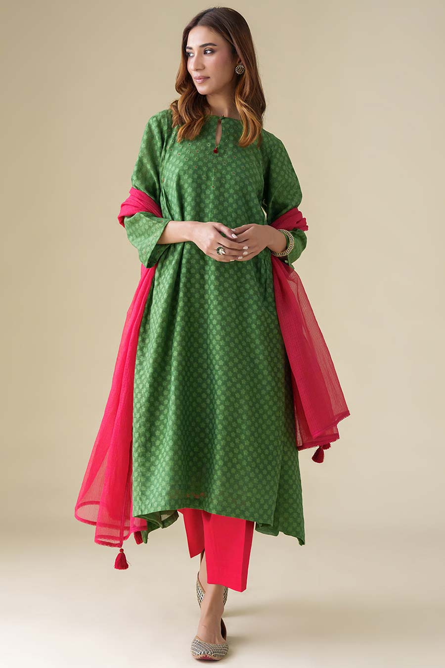 Green Hand-Embellished Kurta Set (Set of 3)