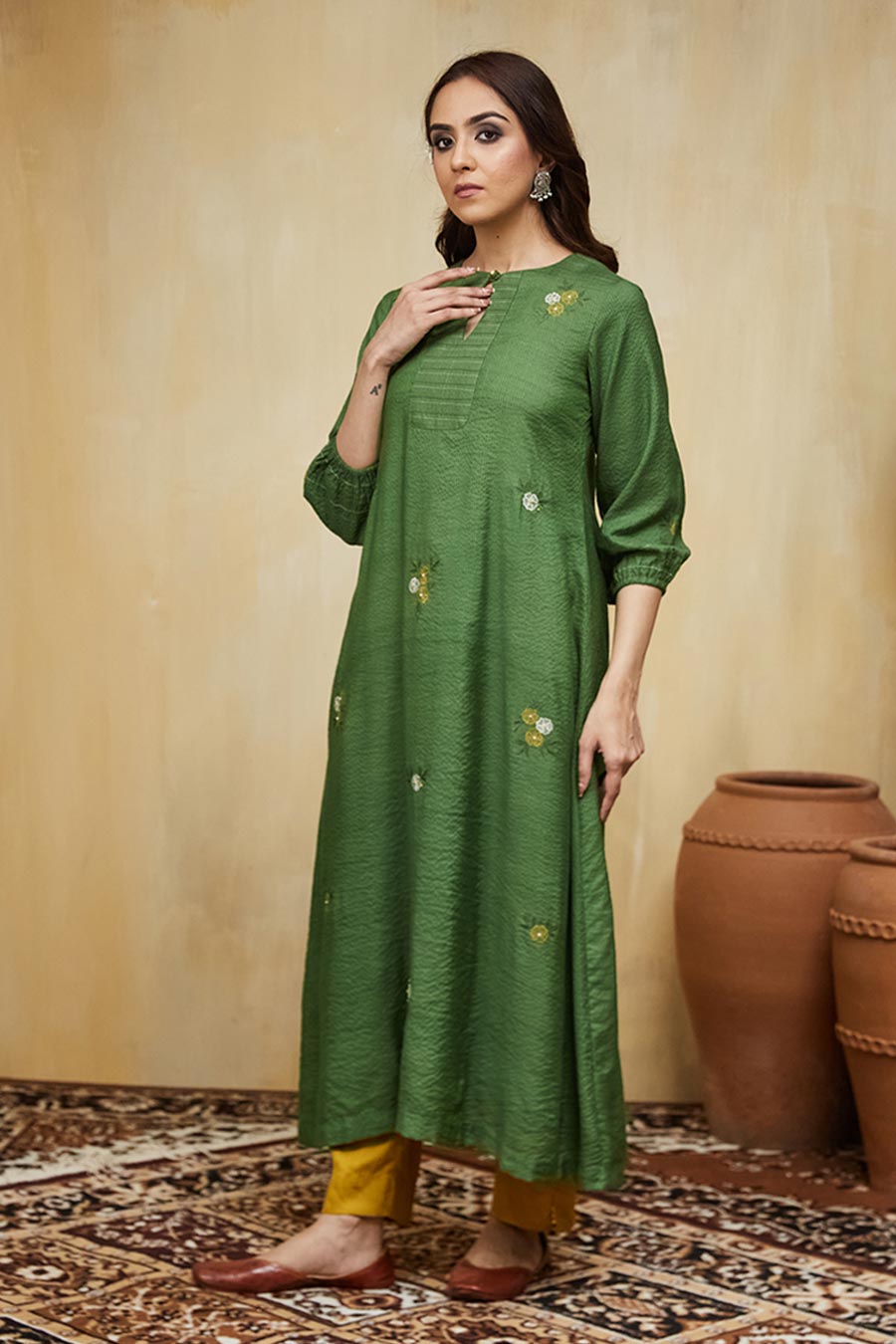 Green Gardenia Floral Embroidered Kurta