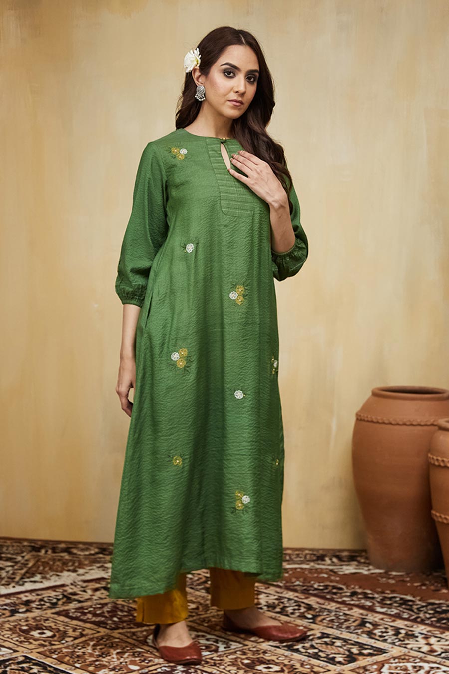 Green Gardenia Floral Embroidered Kurta
