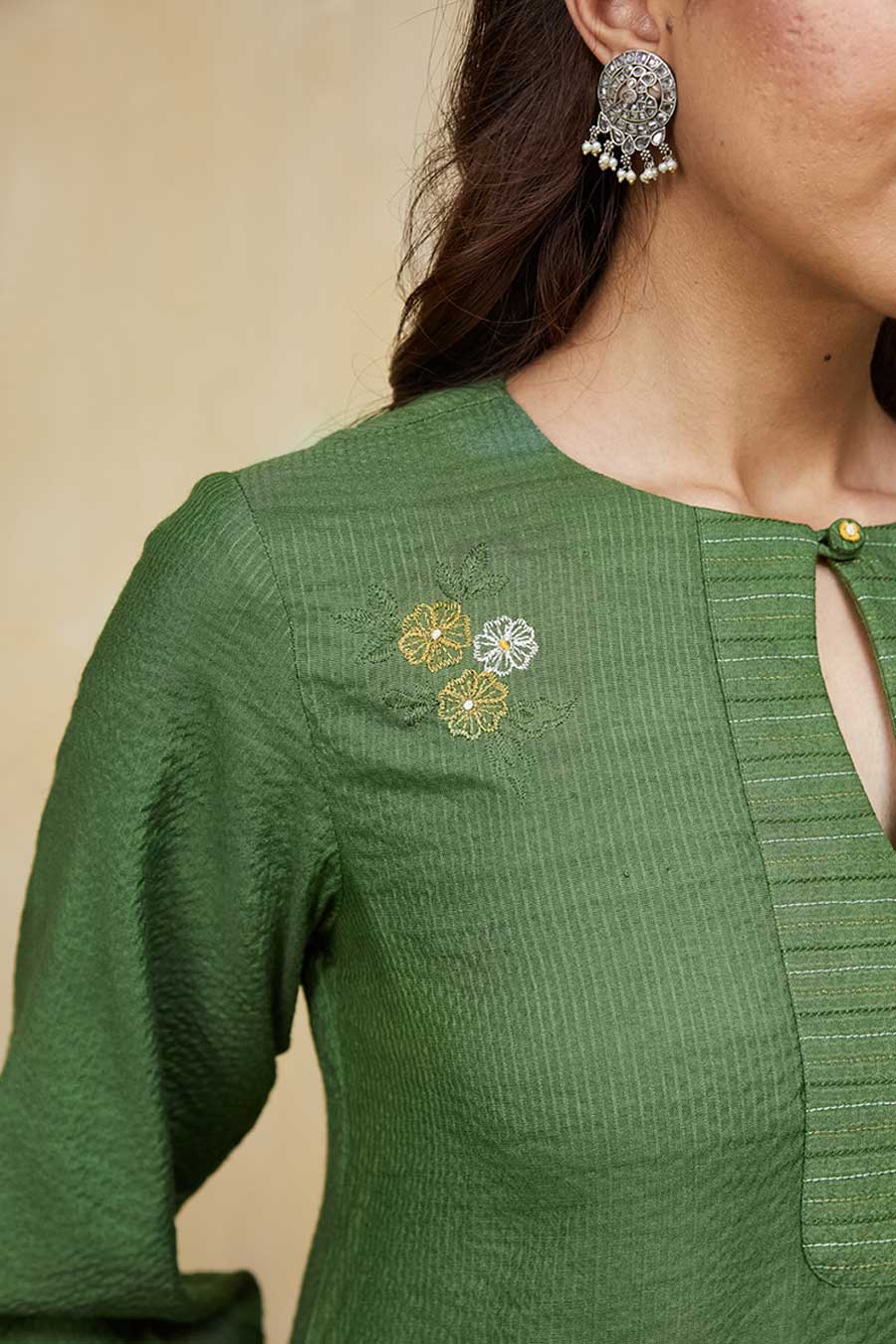 Green Gardenia Floral Embroidered Kurta