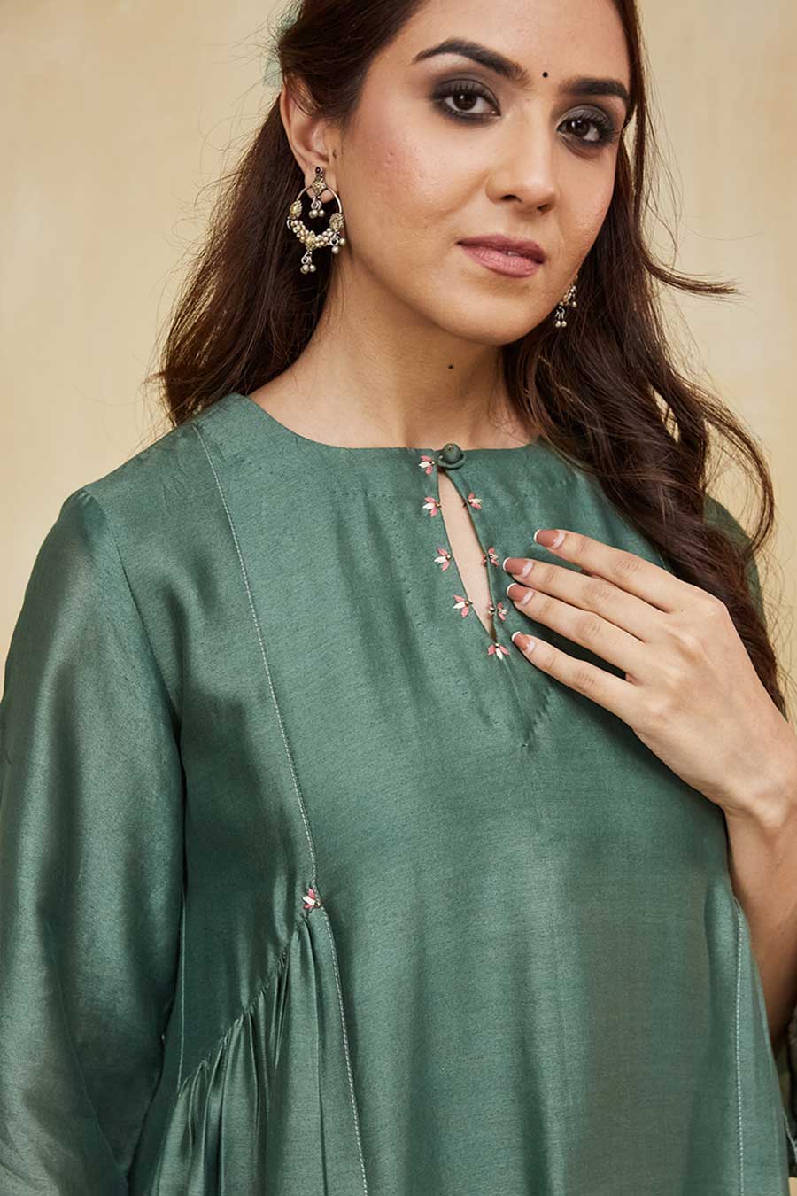 Green Nadia Floral Embroidered Kurta