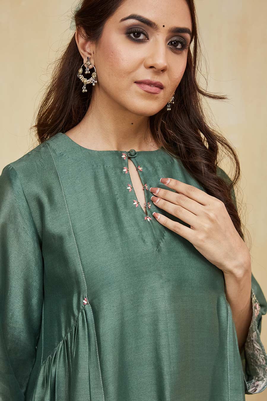 Green & Off-White Nadia Floral Embroidered Kurta Set